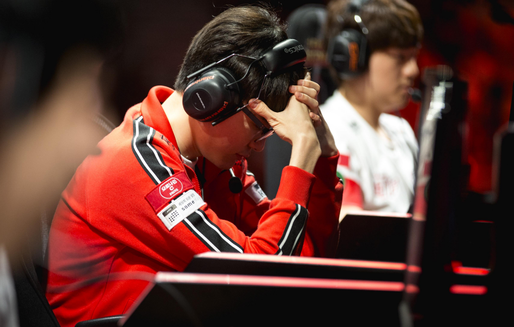 开云体育-包含Ning焦点对战，Faker与40激战C9分钟，夺冠胜负难料！热度持续攀升的词条-开云体育