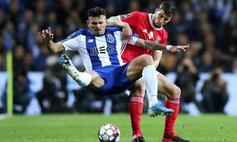 赛地聚焦：葡超关键时刻热度飙升；比利亚雷亚尔官宣签约；质疑声仍在；资深球员宣示担当