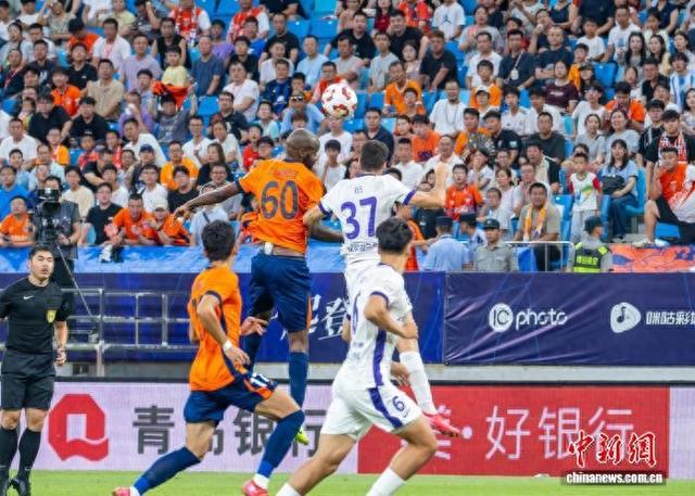 中超清晨再迎强敌;皇家马德里战术微调;主帅态度:压力陡增;细节决定成败 中超清晨再迎强敌;皇家马德里战术微调;主帅态度:压力陡增;细节决定成败